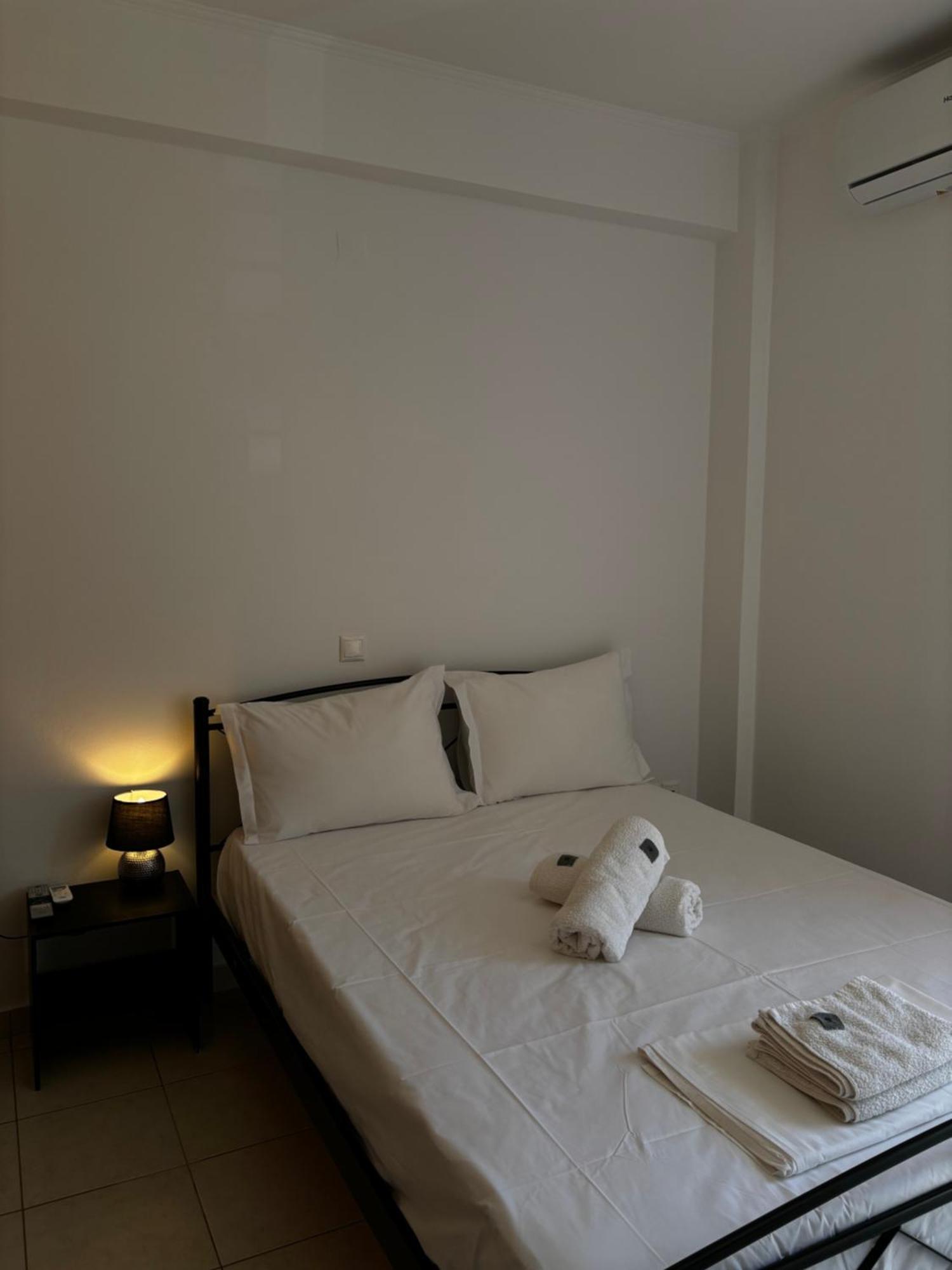 Kanelli΄S Apartments โมเน็มวาซี ภายนอก รูปภาพ